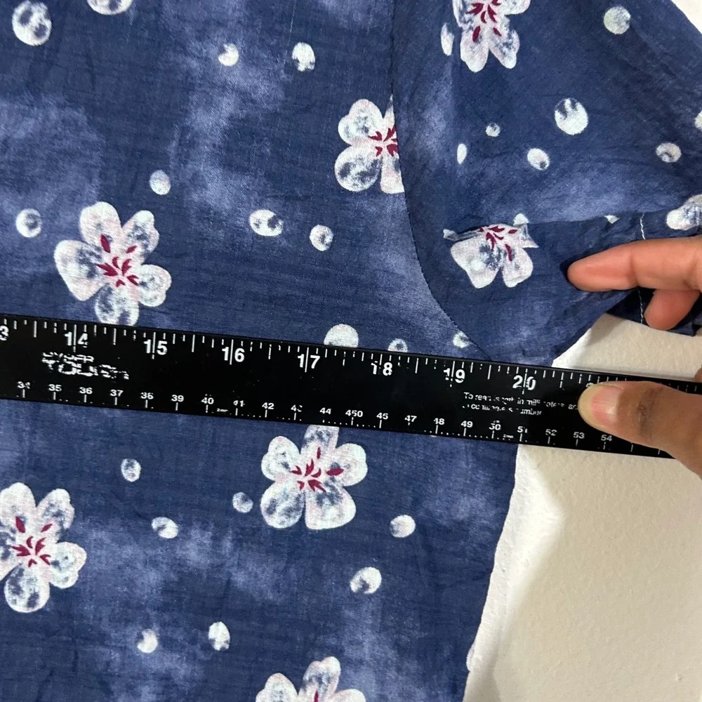 JOGAL Floral Print Button Up Shirt Women's Medium‎ Blue White Short Sleeve - Picture 4 of 6